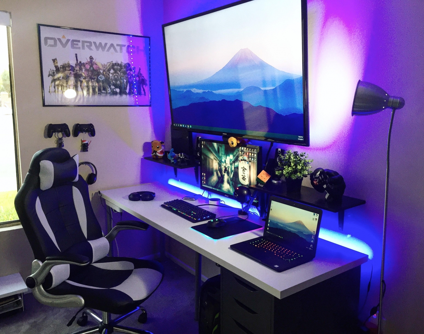 Ultimate Good Gaming Pc Setup With Cozy Design