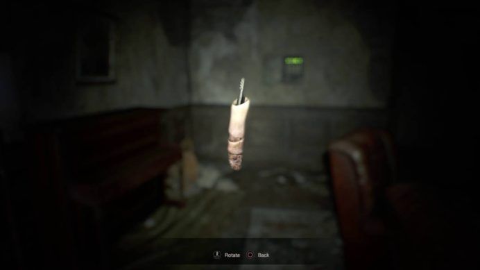 resident-evil-7-dummy-finger-692x389.jpg.optimal