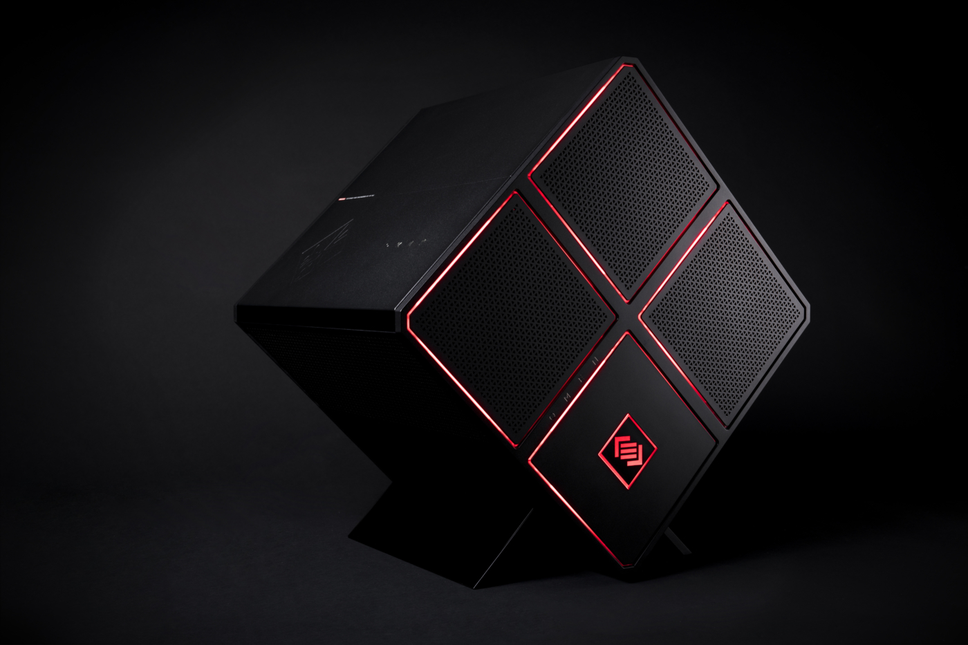 Omen gaming. HP Omen кейс. Omen PC Gaming. Omen 1920 1080. HP Omen Red PC.