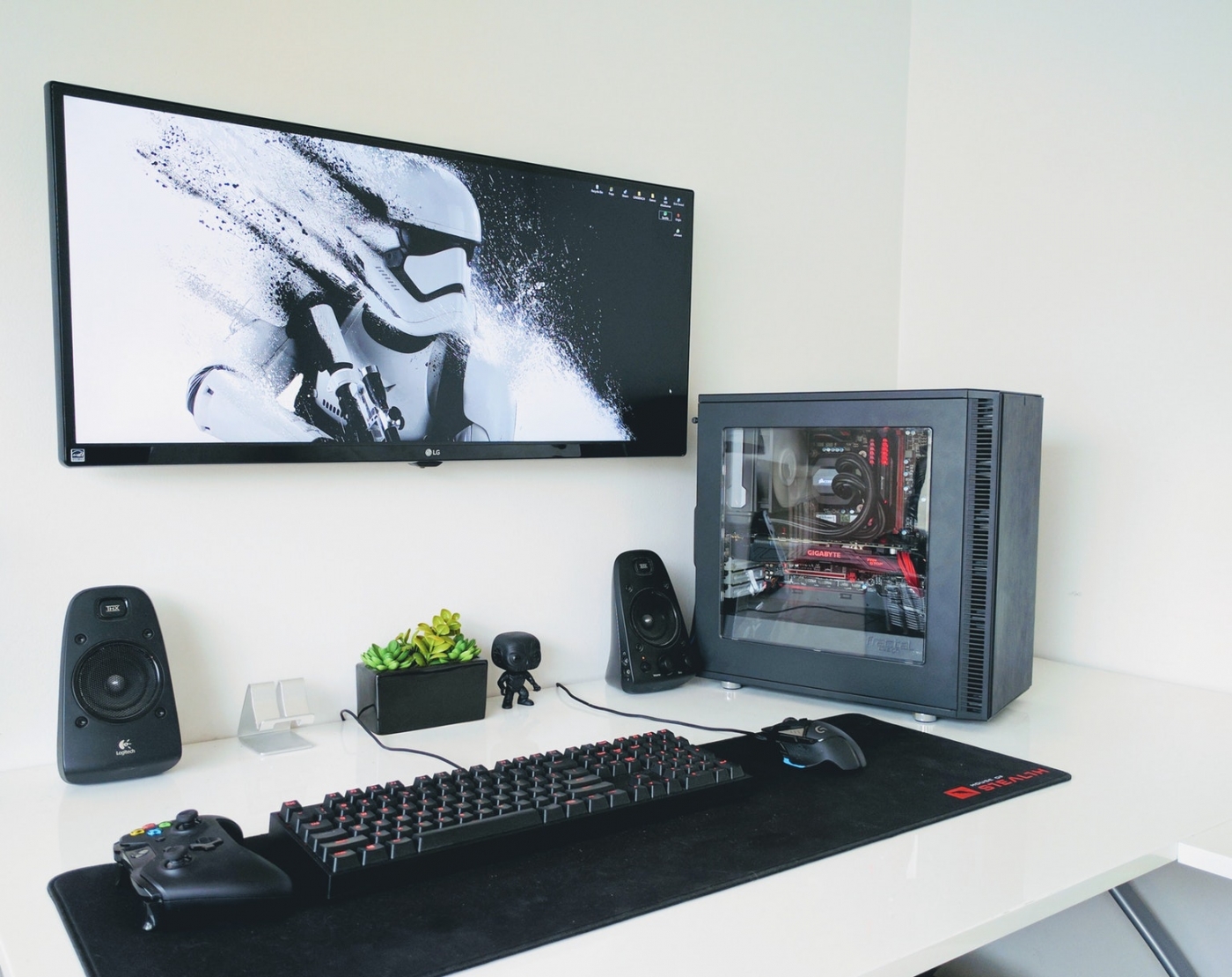 50 Amazing PC Gaming Setups That Will Make You Jealous (2017) - Gameranx