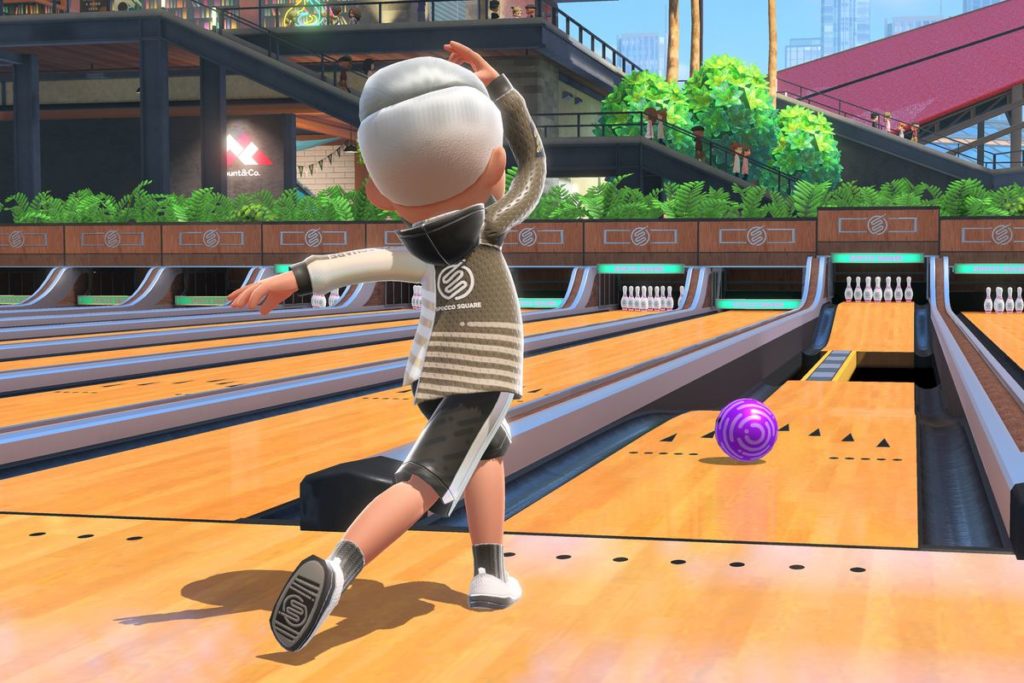 How to power serve in Nintendo Switch Sports tennis