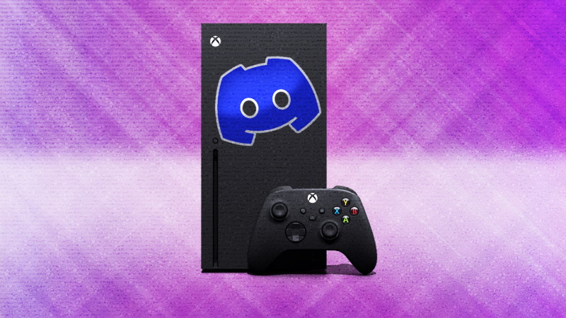 Xbox Series X console with Discord sticker