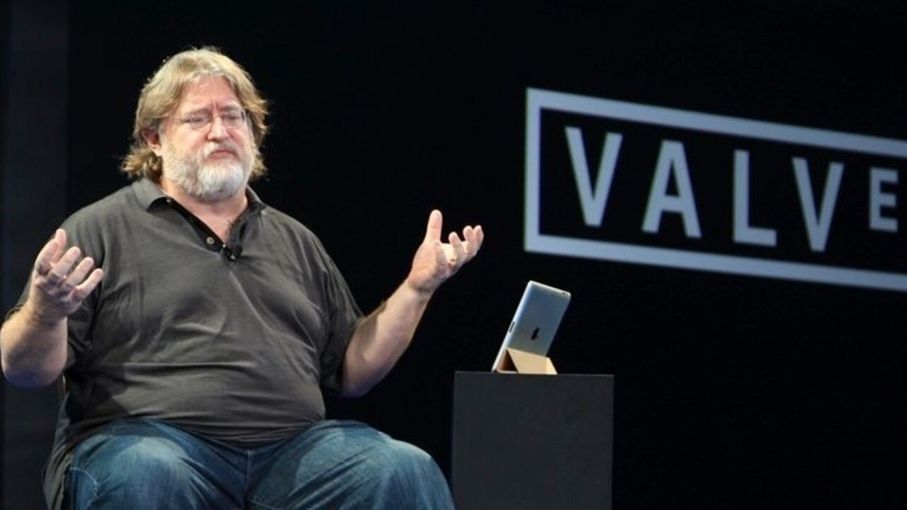 El célebre meme de Gabe Newell preside en forma de mural las oficinas de  Valve - Vandal